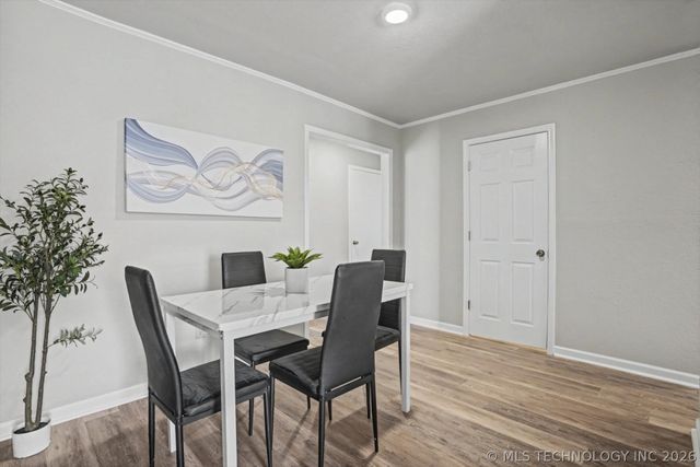 5036 S 27th West Avenue, Tulsa, OK 74107