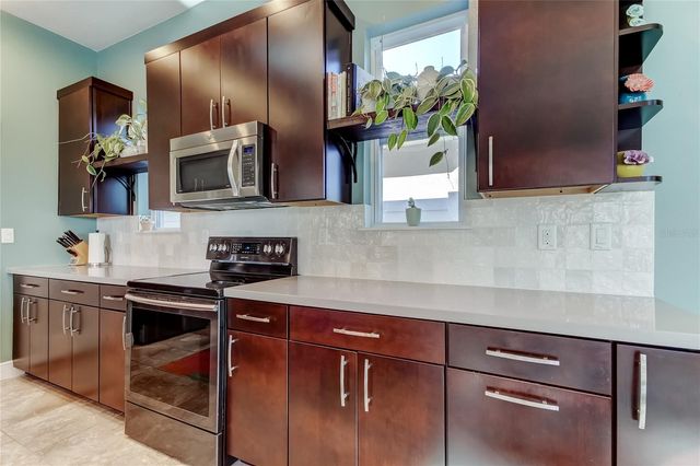 11403 QUIET FOREST DRIVE, Tampa, FL 33635