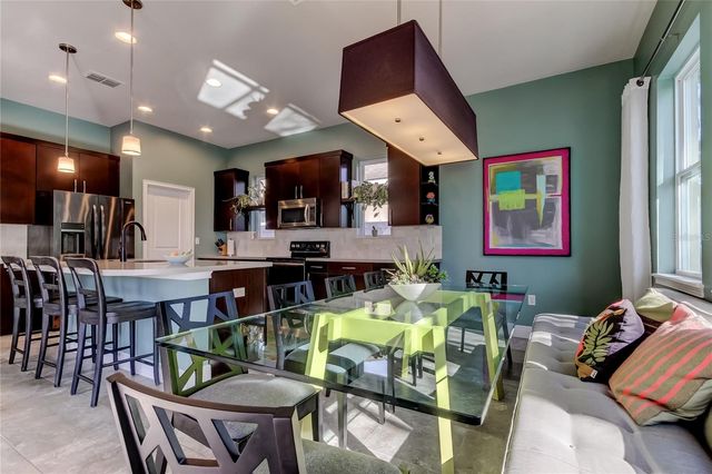 11403 QUIET FOREST DRIVE, Tampa, FL 33635