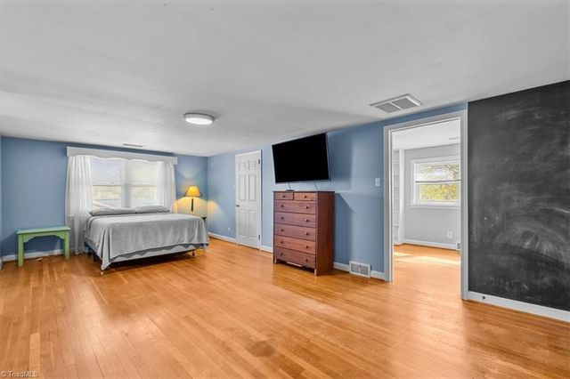 3570 Annie Lane, Walkertown, NC 27051