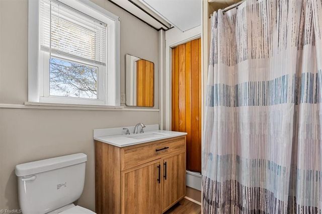 3570 Annie Lane, Walkertown, NC 27051