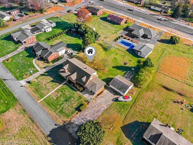 3570 Annie Lane, Walkertown, NC 27051