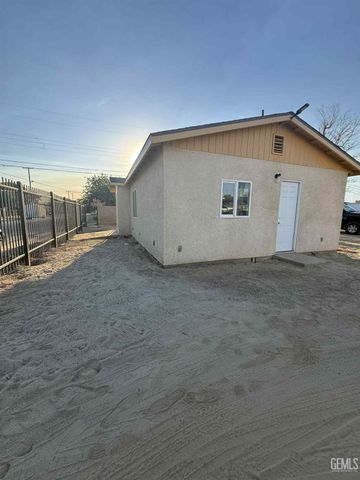 214 Madison Street, Bakersfield, CA 93307