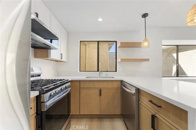 10219 Pinewood 2, Tujunga, CA 91042