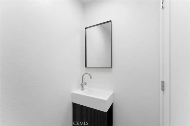 10219 Pinewood 2, Tujunga, CA 91042