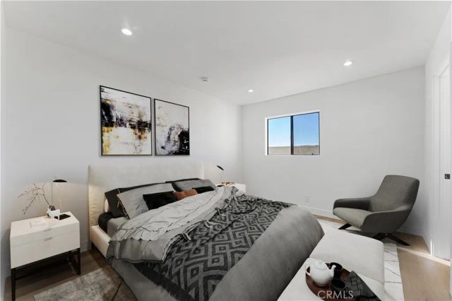 10219 Pinewood 2, Tujunga, CA 91042