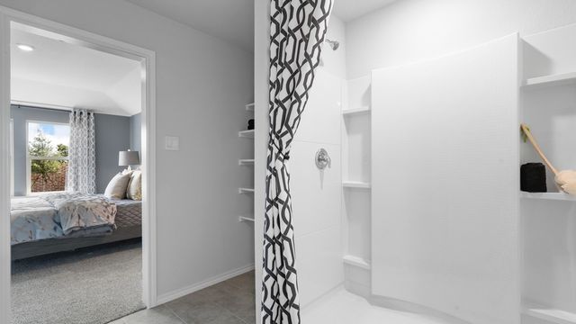 4221 TRICKLING CREEK Lane, Fort Worth, TX 76036