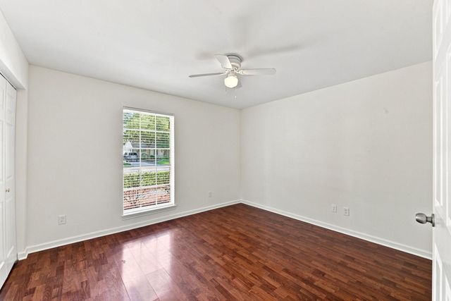 10715 Wickersham Lane, Houston, TX 77042