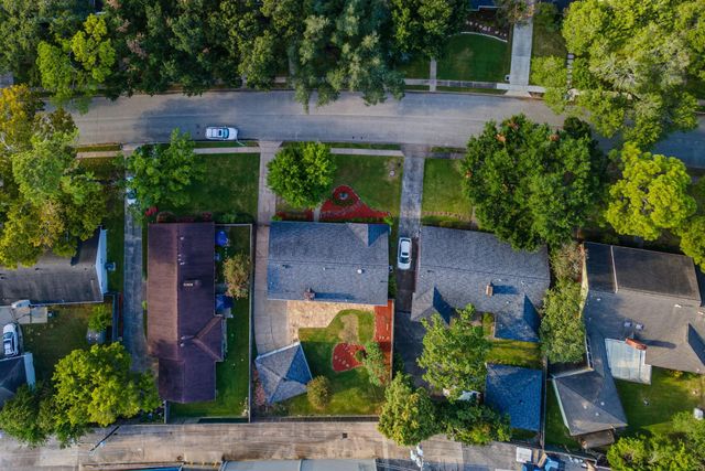 10715 Wickersham Lane, Houston, TX 77042