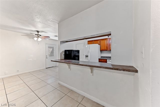 229 Shadow Lane, Las Vegas, NV 89106