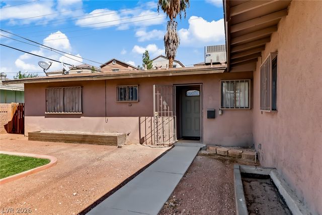 229 Shadow Lane, Las Vegas, NV 89106