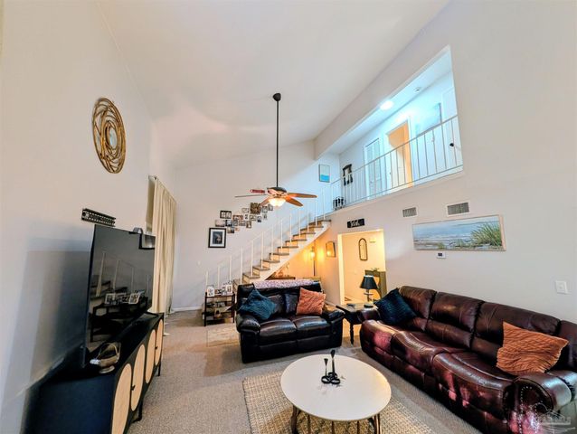 4701 Huron Dr, Pensacola, FL 32507