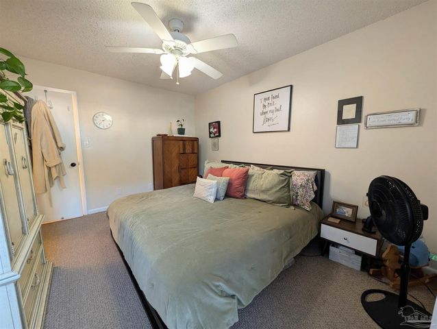 4701 Huron Dr, Pensacola, FL 32507