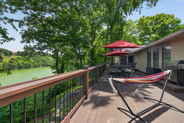321 Herrington Woods Road, Harrodsburg, KY 40330