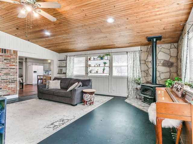 1701 S Luther Road, Harrah, OK 73045