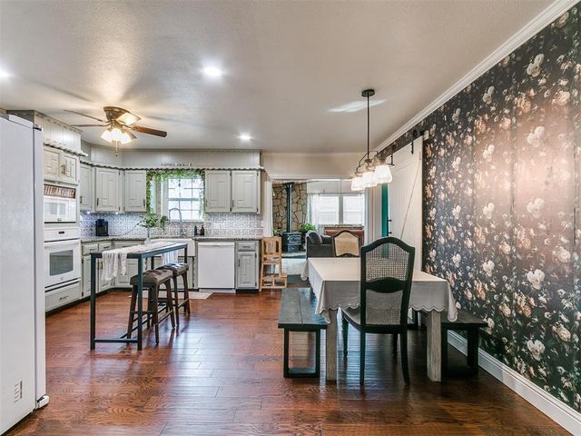 1701 S Luther Road, Harrah, OK 73045