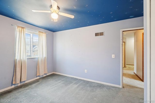 4207 Sunburst Avenue, Waterford Charter Township, MI 48329