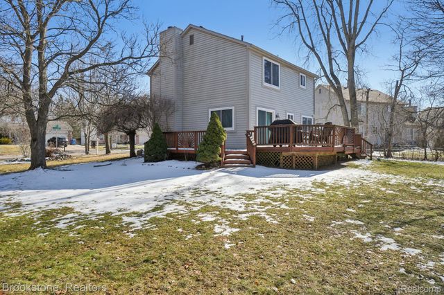 4207 Sunburst Avenue, Waterford Charter Township, MI 48329