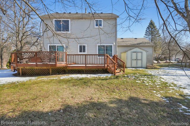 4207 Sunburst Avenue, Waterford Charter Township, MI 48329