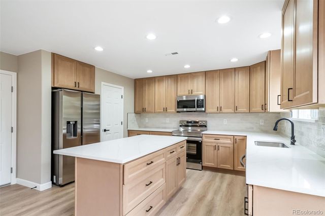 6908 Autumn Ridge Drive, Fort Collins, CO 80525