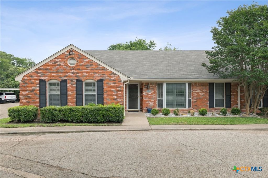 5222 Lakeshore Drive, Waco, TX 76710
