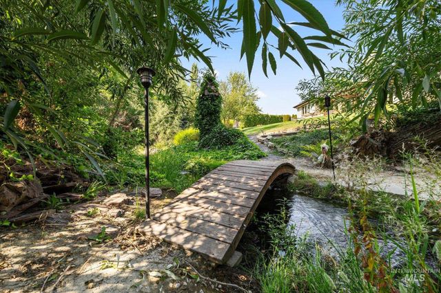 5810 W Castle Drive, Boise, ID 83703