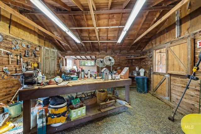5810 W Castle Drive, Boise, ID 83703