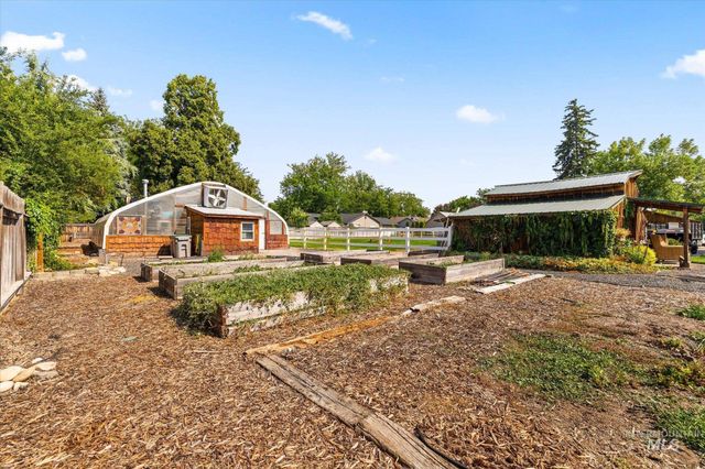 5810 W Castle Drive, Boise, ID 83703