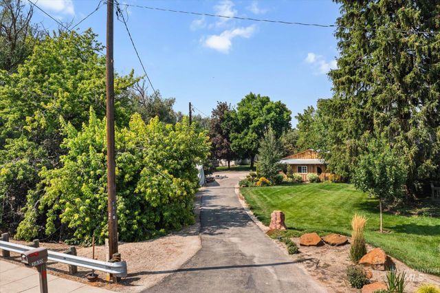 5810 W Castle Drive, Boise, ID 83703