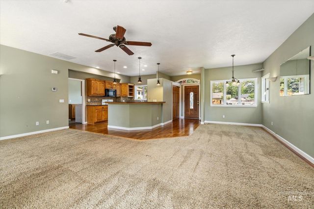 5810 W Castle Drive, Boise, ID 83703