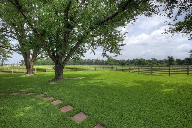 753 County Road Sw 3110, Mount Vernon, TX 75457