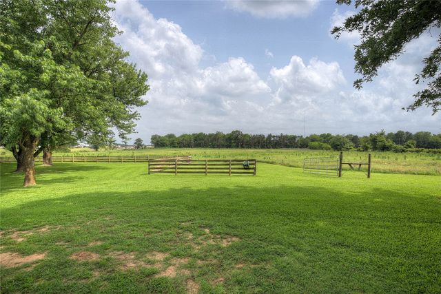753 County Road Sw 3110, Mount Vernon, TX 75457