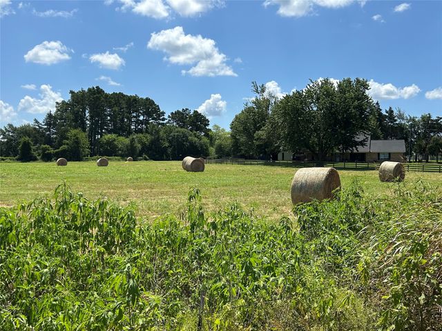 753 County Road Sw 3110, Mount Vernon, TX 75457