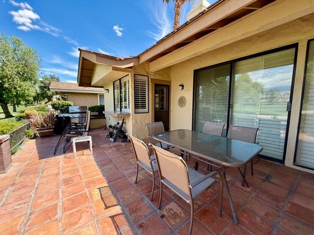345 Gran Via, Palm Desert, CA 92260