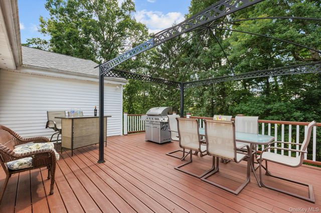 25 Harmony Road, Brewster, NY 10509