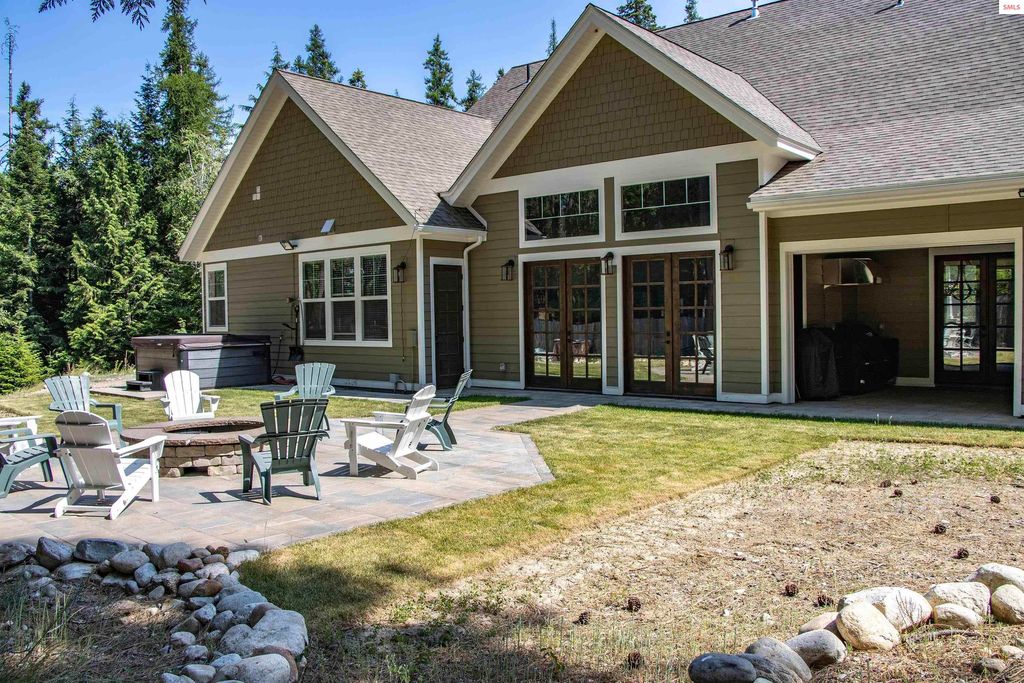 399 Forest Knolls Drive, Sandpoint, ID 83864 photo 24