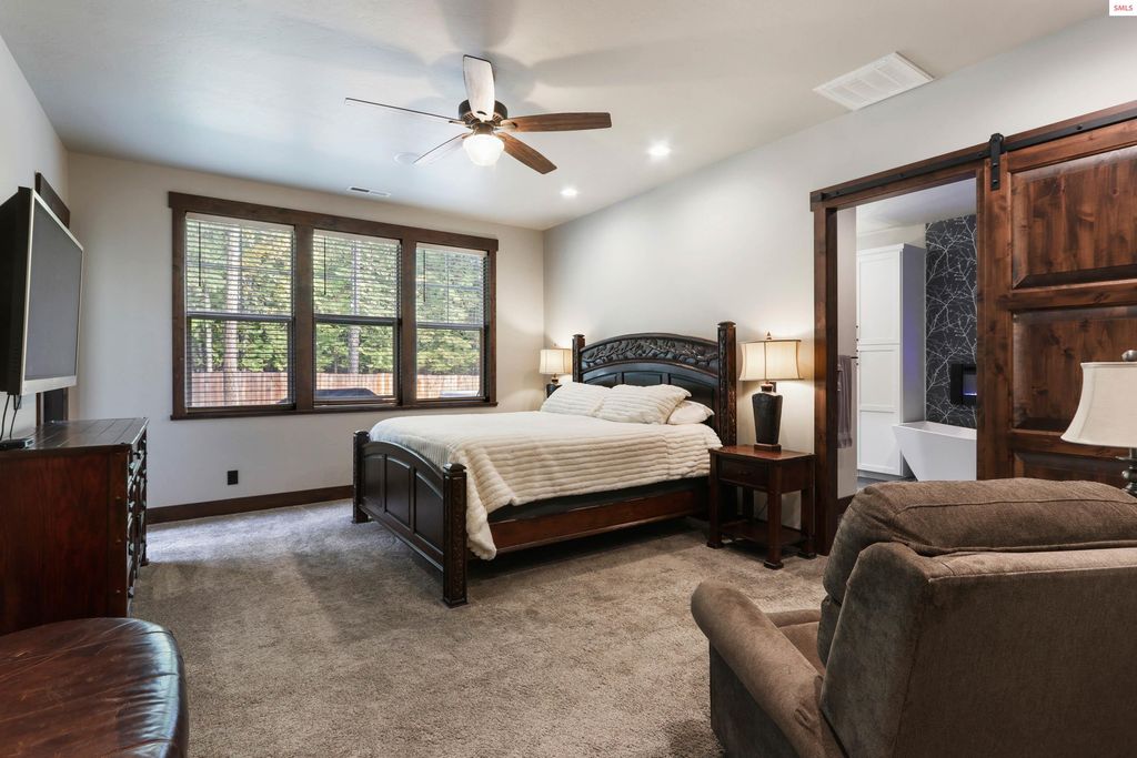 399 Forest Knolls Drive, Sandpoint, ID 83864 photo 26