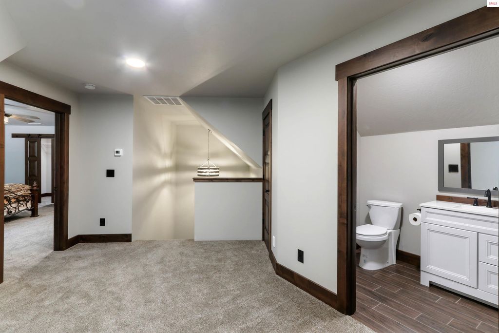 399 Forest Knolls Drive, Sandpoint, ID 83864 photo 49