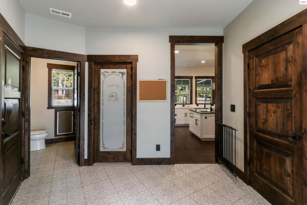 399 Forest Knolls Drive, Sandpoint, ID 83864 photo 53