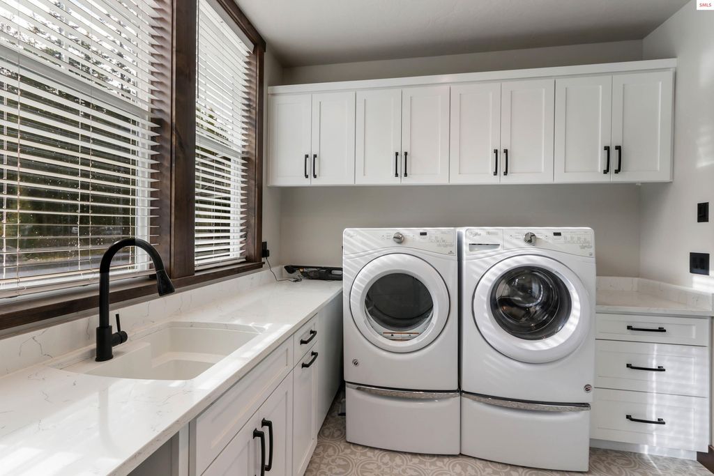 399 Forest Knolls Drive, Sandpoint, ID 83864 photo 54