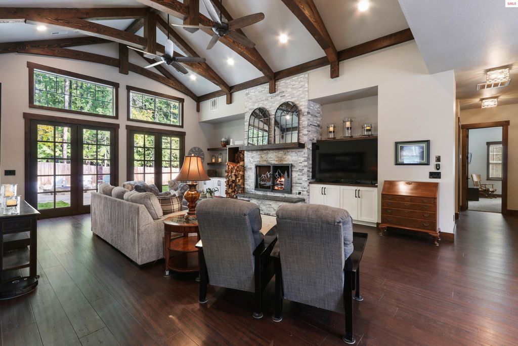 399 Forest Knolls Drive, Sandpoint, ID 83864 photo 7