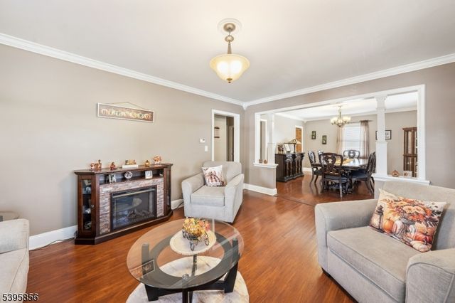 1115 Dukes Pkwy E, Manville Boro, NJ 08835