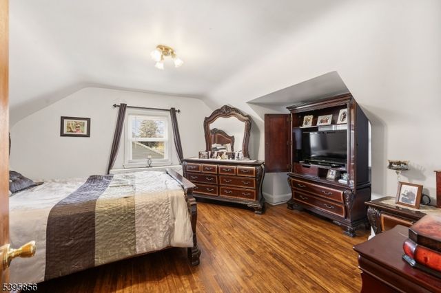 1115 Dukes Pkwy E, Manville Boro, NJ 08835