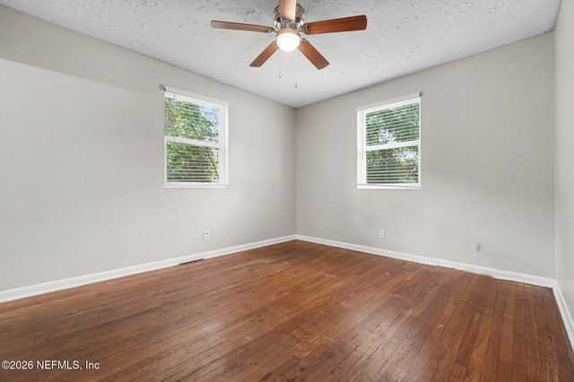 3923 COBALT Avenue E, Jacksonville, FL 32210