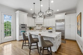 9511 Coronet Ln, Brentwood, TN 37027