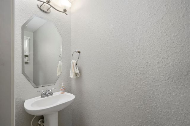 8530 Ruby River Lane, Richmond, TX 77407