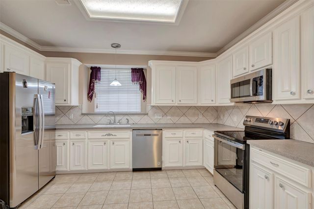 9822 El Chaco Street, Baytown, TX 77521