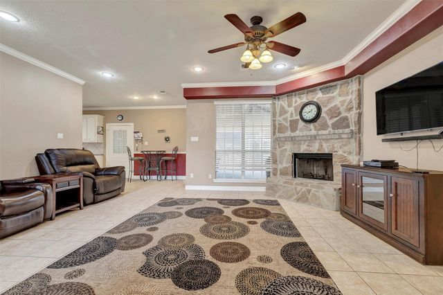 9822 El Chaco Street, Baytown, TX 77521