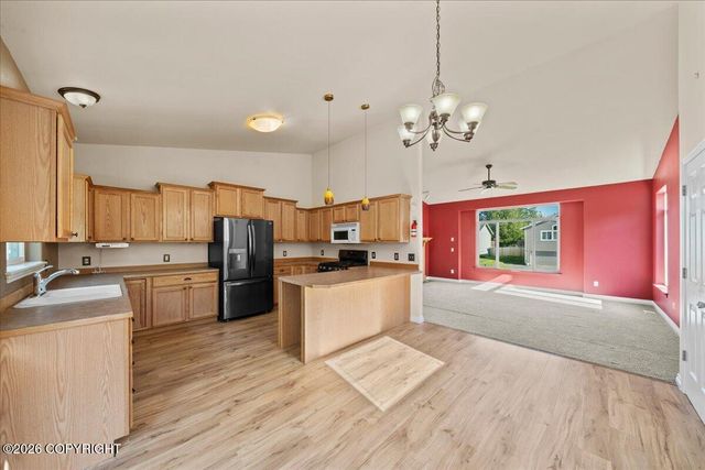 1110 W Granville Street, Palmer, AK 99645