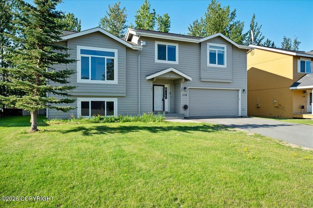 1110 W Granville Street, Palmer, AK 99645